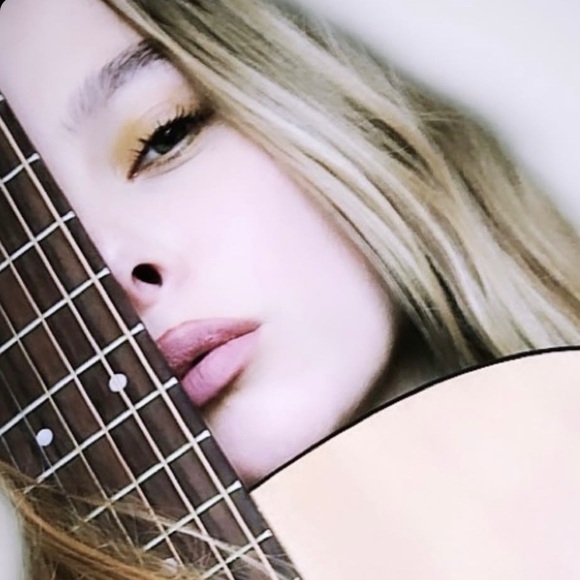 Meet your Posher, Mary rose - Picture 1 of 1